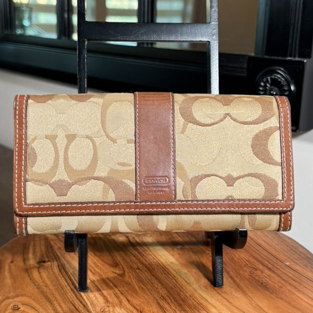 Coach Signature C Tri-Fold Wallet — Tan & Brown Canvas with Leather Trim